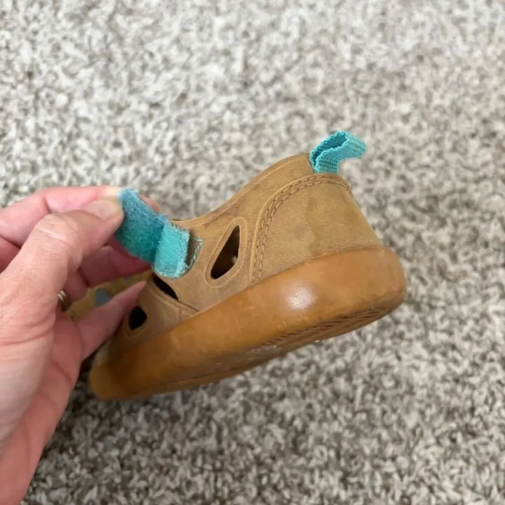 Size 9 / Toddler Boy Ten Little Sandals